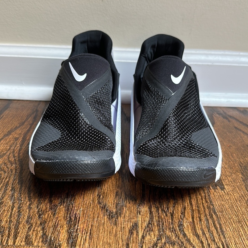NWOT Nike Go FlyEase Easy On Off Shoes DR5540-002 Black White - Picture 4 of 6